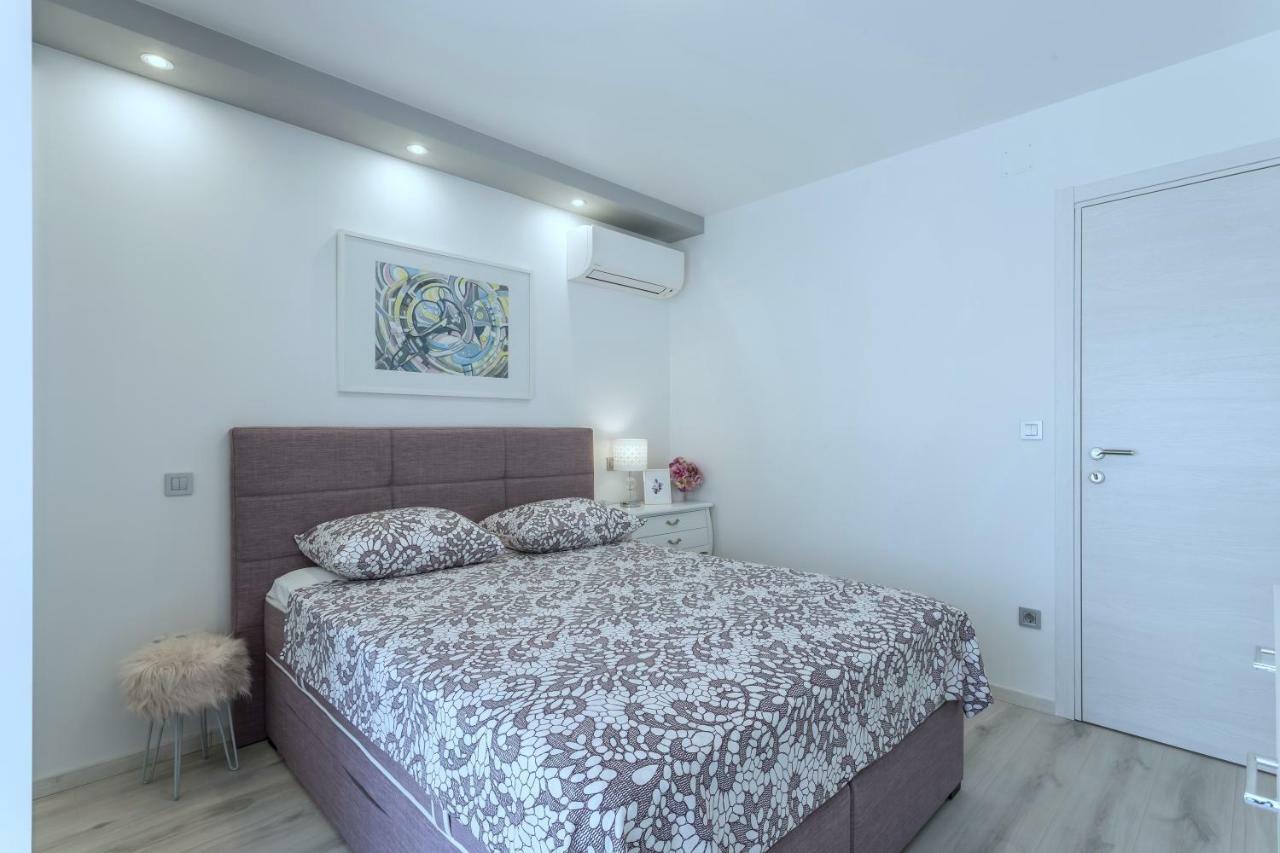 Villa Ema Kastela With Private Heated Pool Zewnętrze zdjęcie