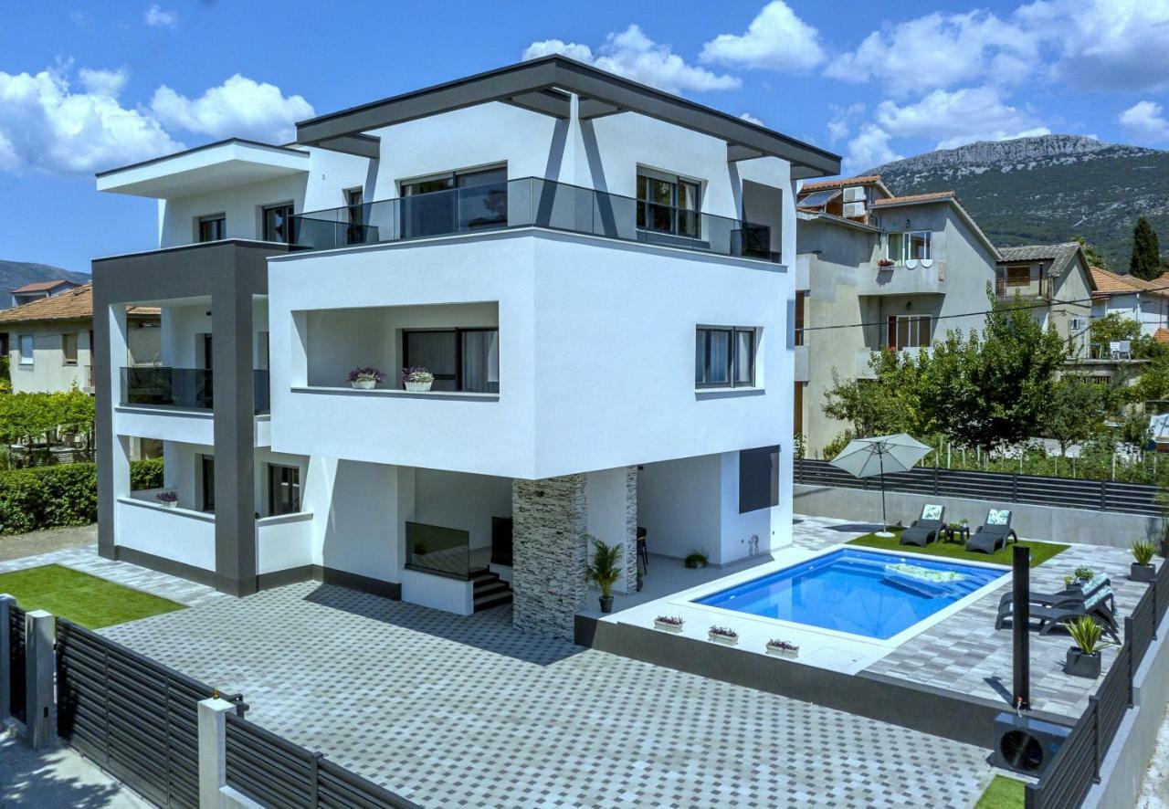 Villa Ema Kastela With Private Heated Pool Zewnętrze zdjęcie
