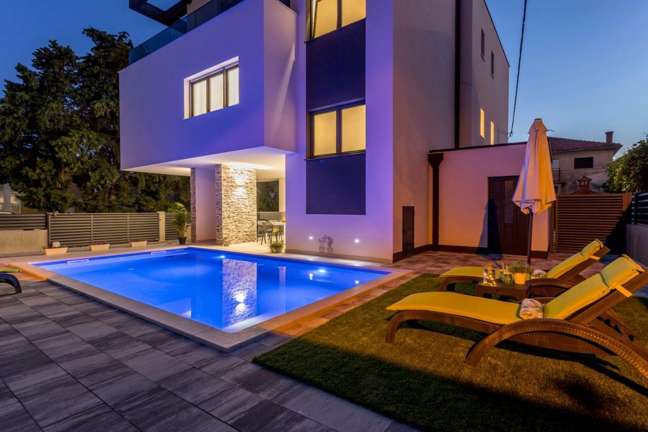 Villa Ema Kastela With Private Heated Pool Zewnętrze zdjęcie