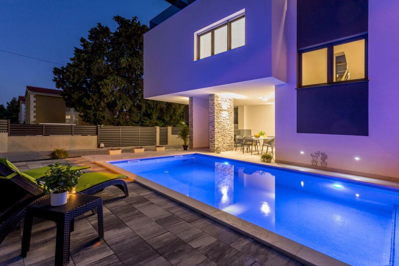 Villa Ema Kastela With Private Heated Pool Zewnętrze zdjęcie